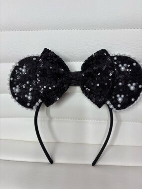 Minnie Mouse Black Sequin Pearl Bow Headband